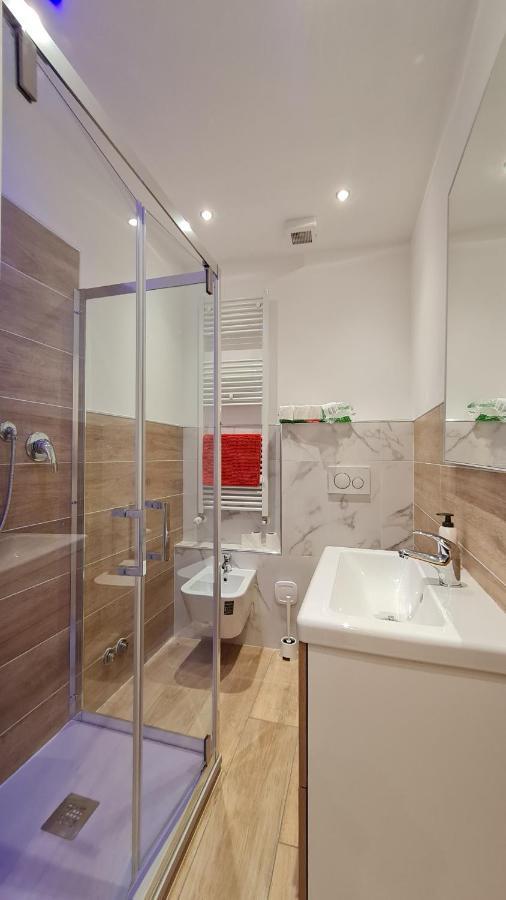 Apartamento Giudei House Smart 2 Bolonia Exterior foto